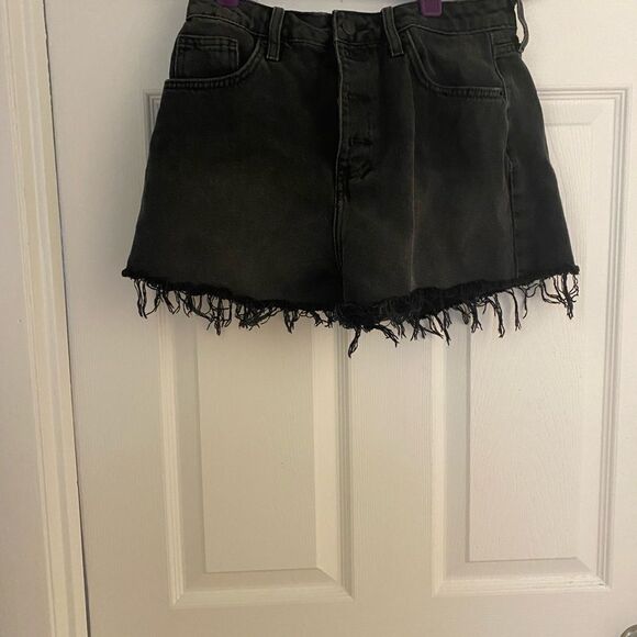 Jean - Picture 2 of 2